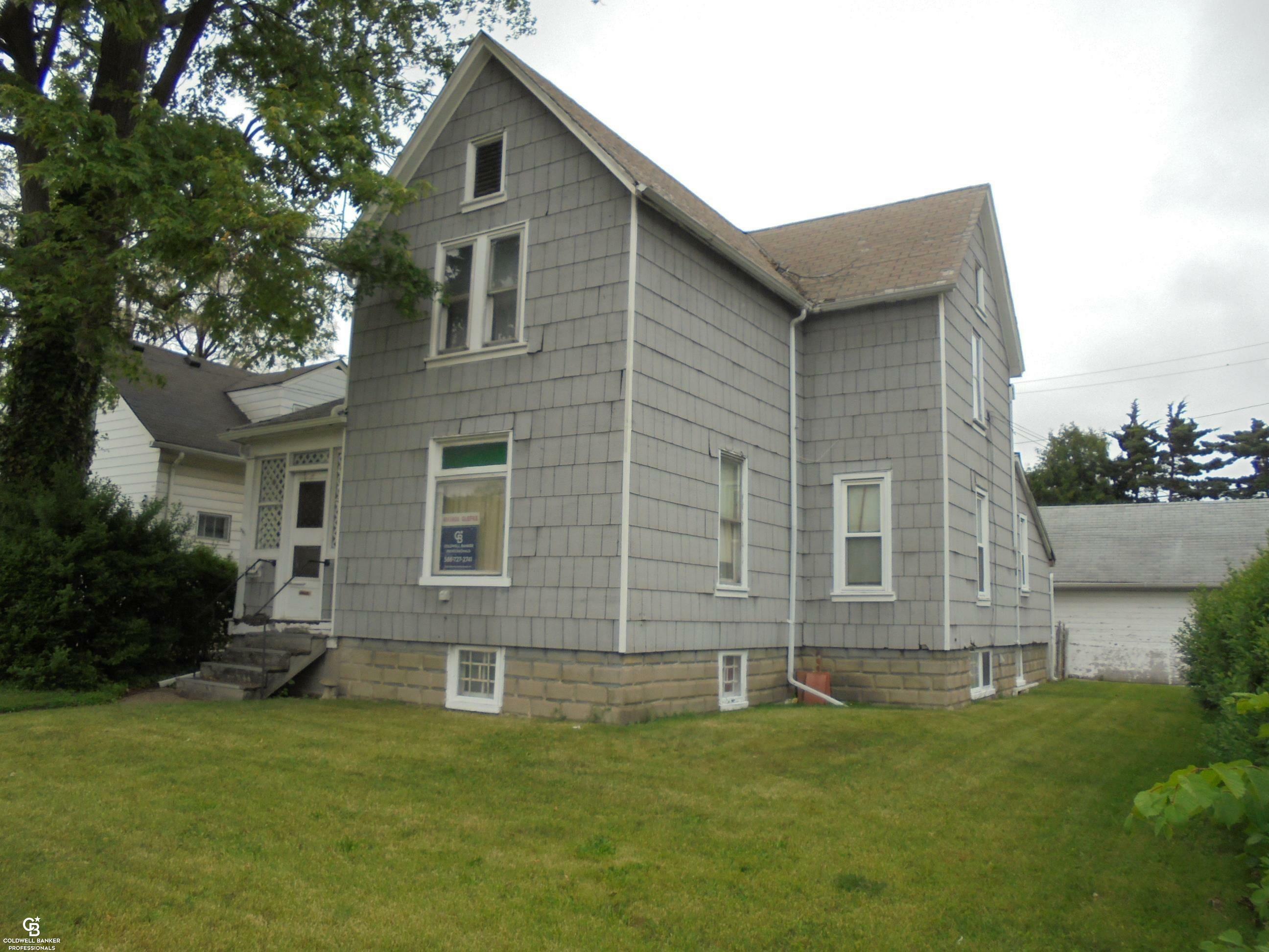 Property Photo:  3606 Cadieux Road  MI 48224-2371 