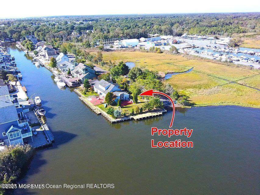 Property Photo: 825 Oxgoose Drive NJ 08734