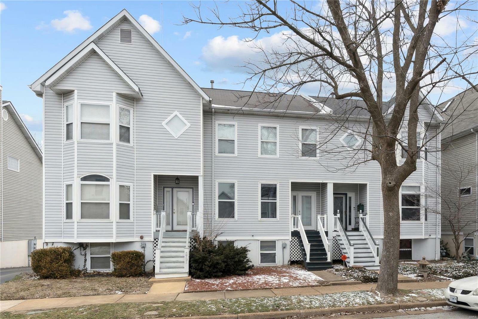 5777 Kingsbury Place  St Louis MO 63112 photo