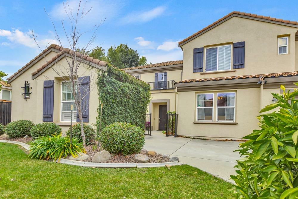 Property Photo:  109 Starwood Court  CA 95747 