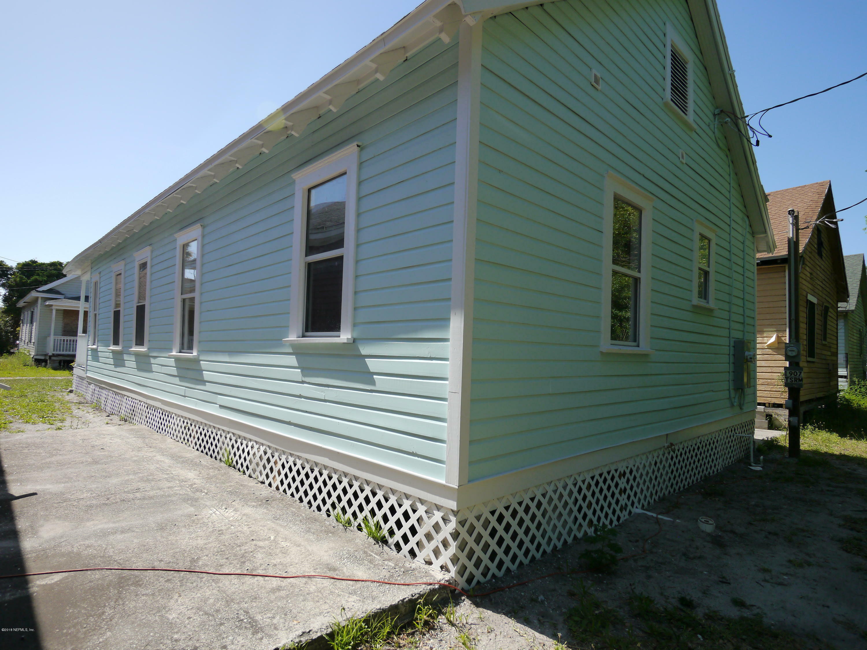 Property Photo:  1907 Redell Street  FL 32206 