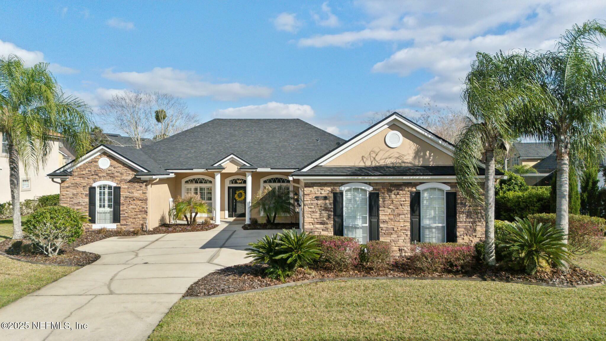 Property Photo:  1913 Hickory Trace Drive  FL 32003 