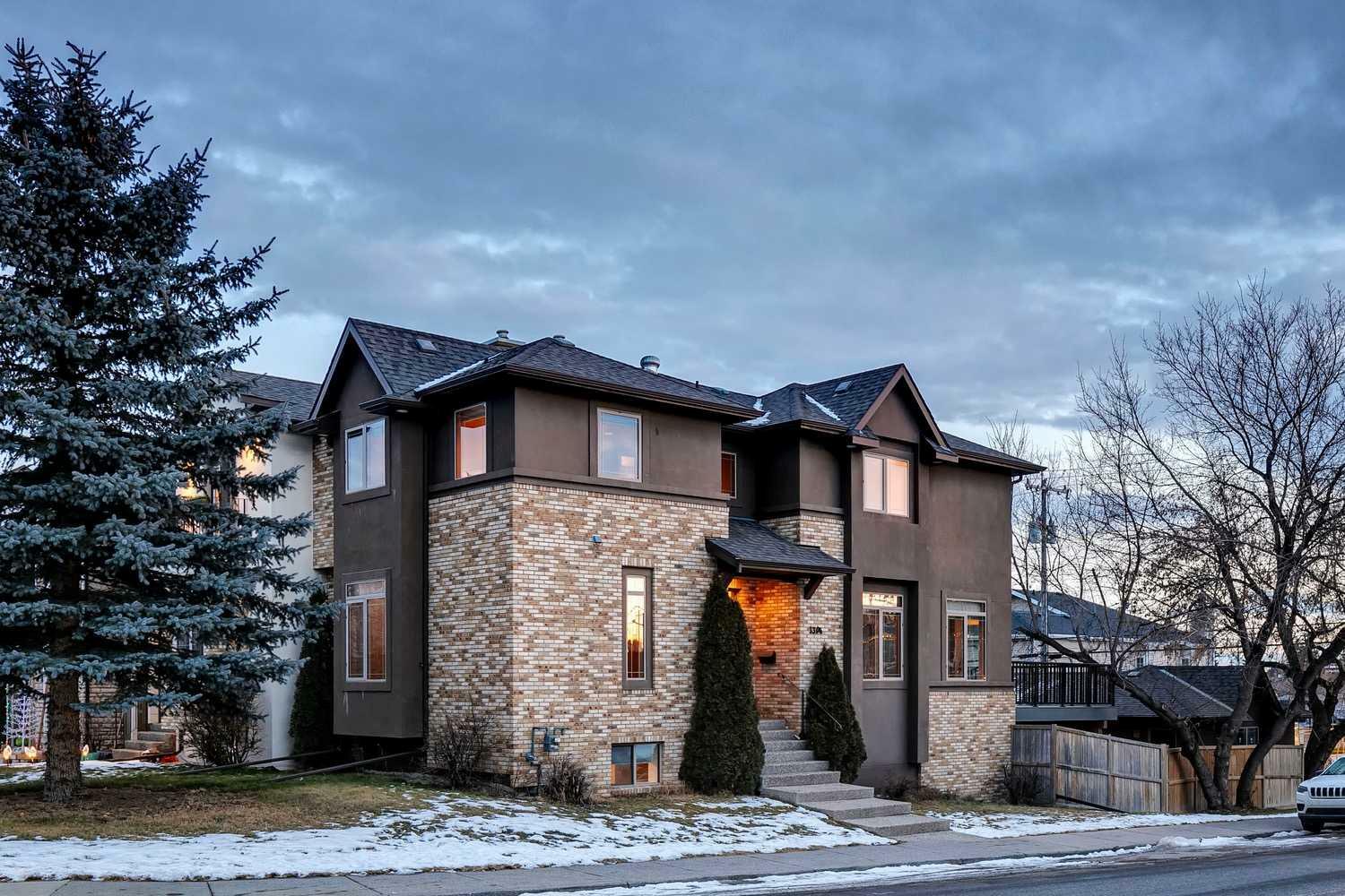 Property Photo: 3306 21 Street SW AB T2T 6R1