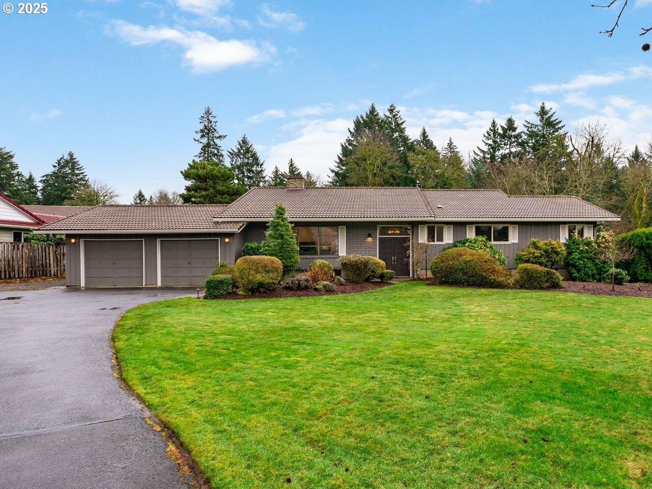 Property Photo:  4609 Oregon Dr  WA 98661 