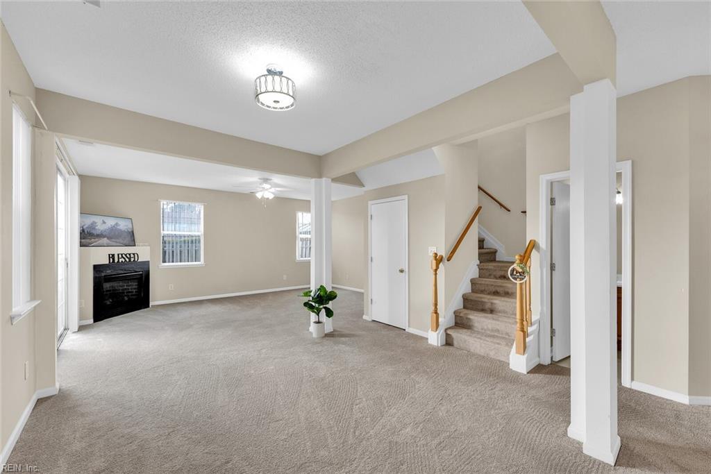 Property Photo: 10 Aster Way VA 23663