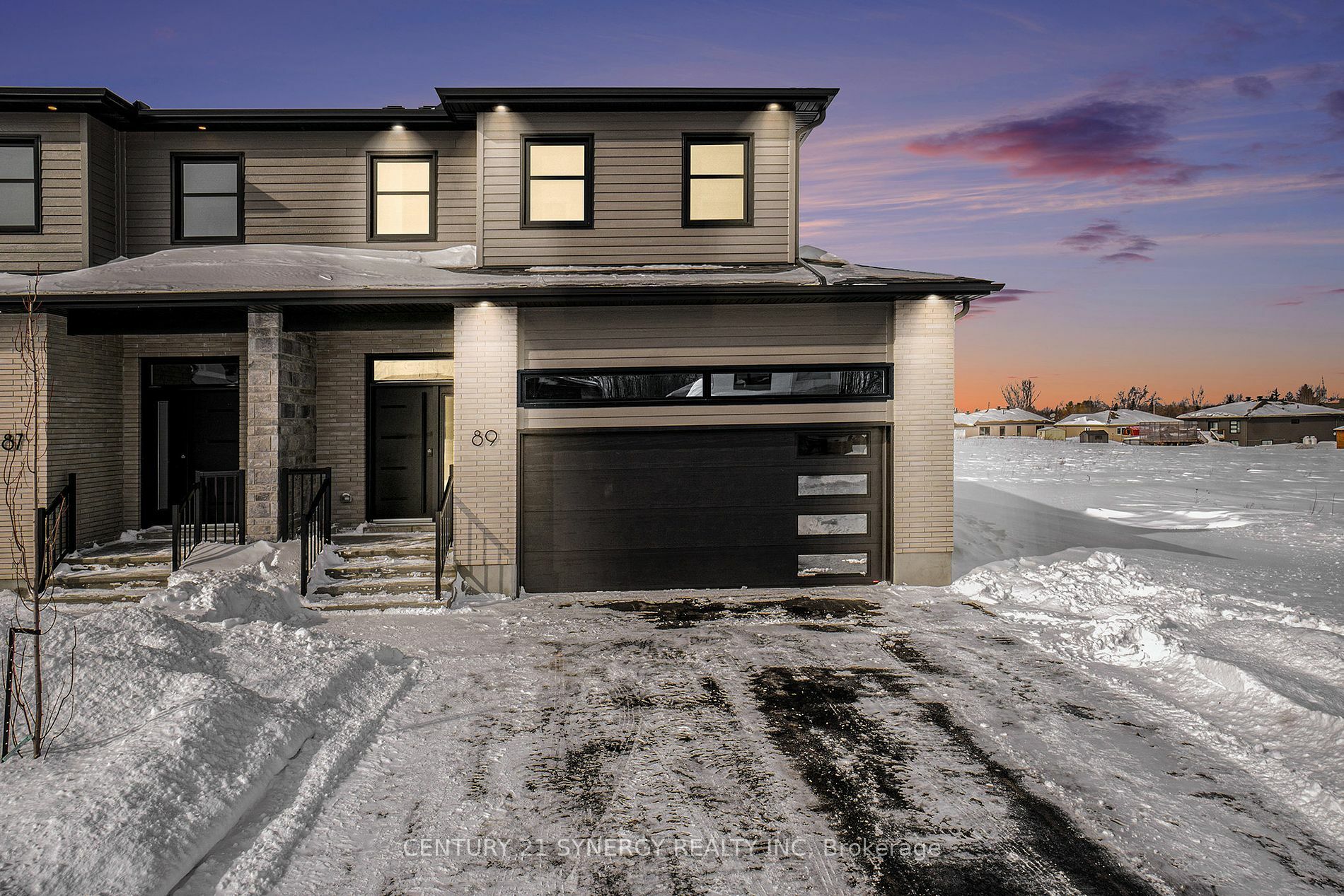 Property Photo:  89 Villeneuve St  ON K0C 1W0 