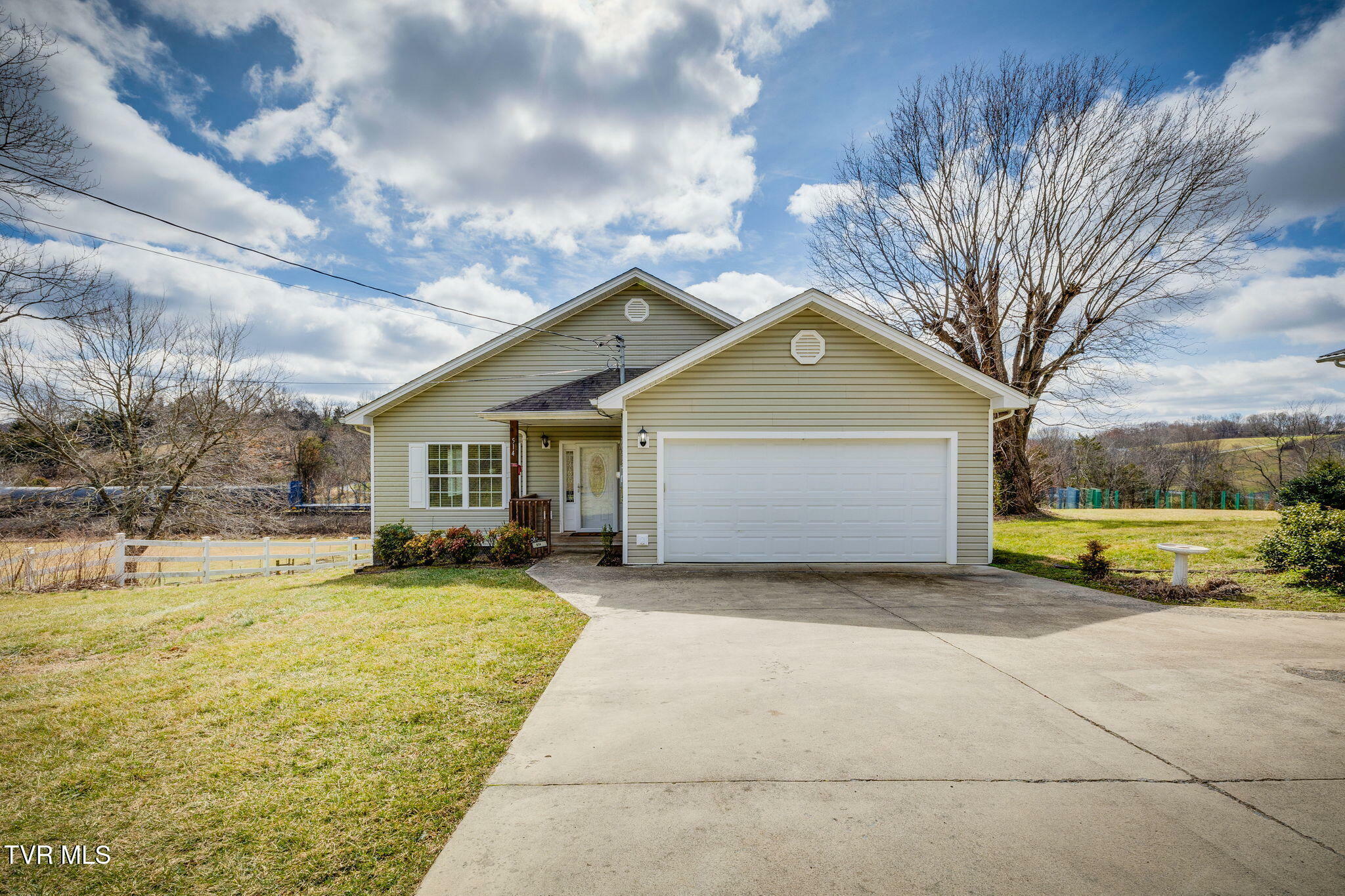 514 Spring Street  Jonesborough TN 37659 photo