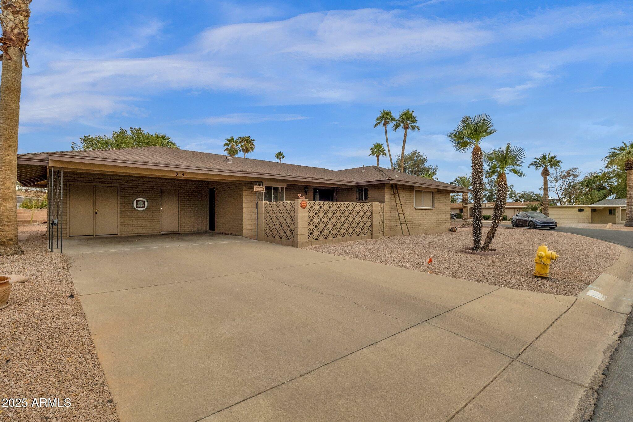 915 S Saranac Avenue  Mesa AZ 85208 photo
