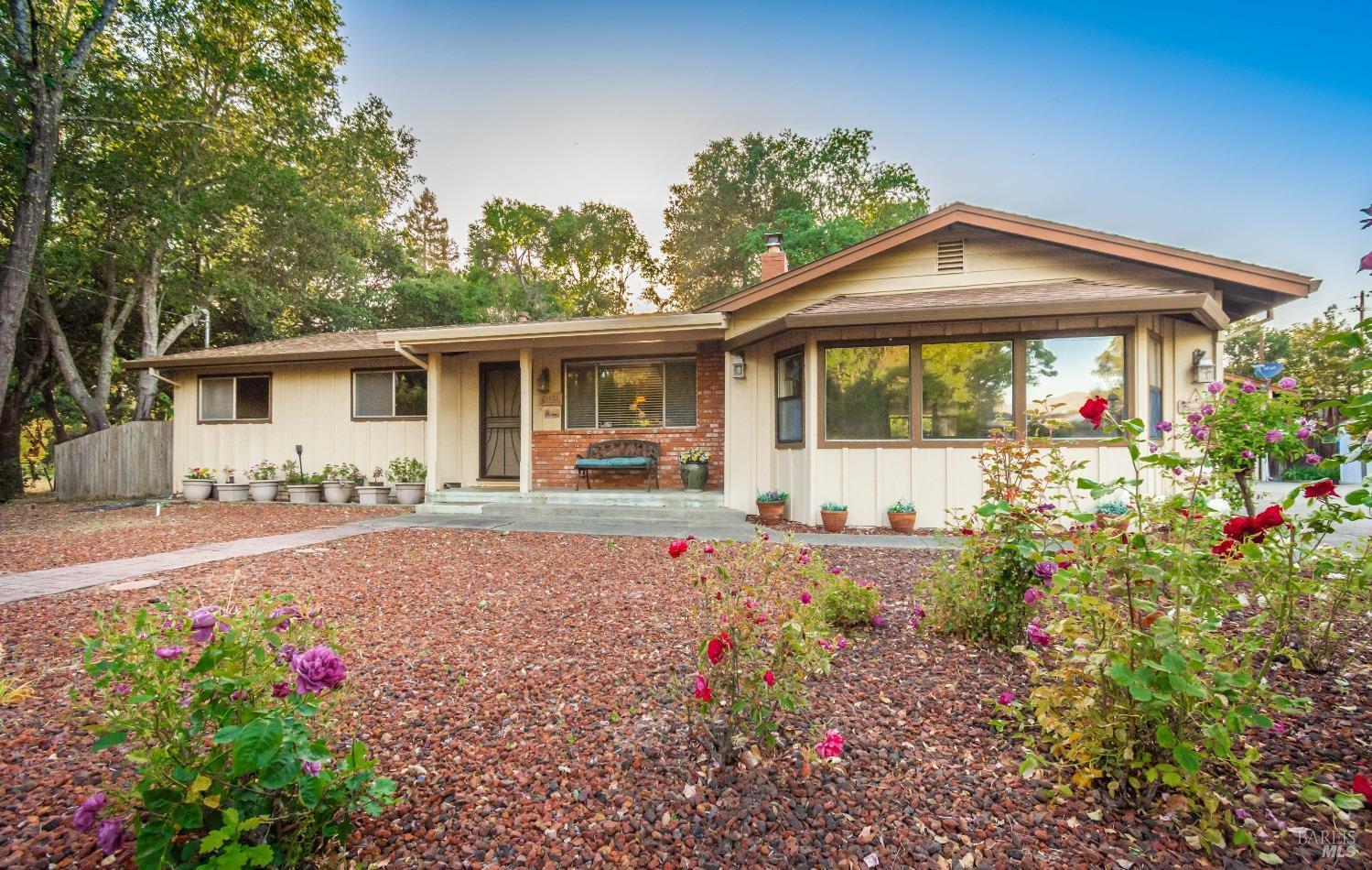 Property Photo: 1122 Petra Drive CA 94558