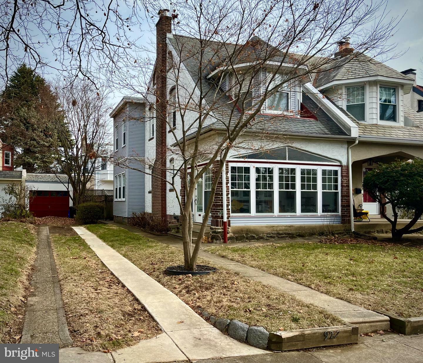 Property Photo:  927 Herbert Street  PA 19124 