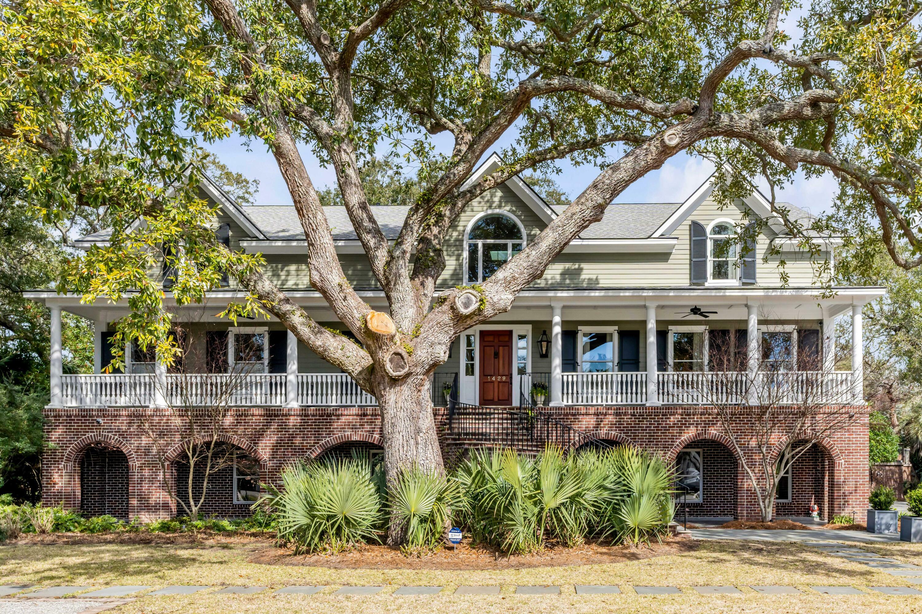 Property Photo:  1429 Burningtree Road  SC 29412 