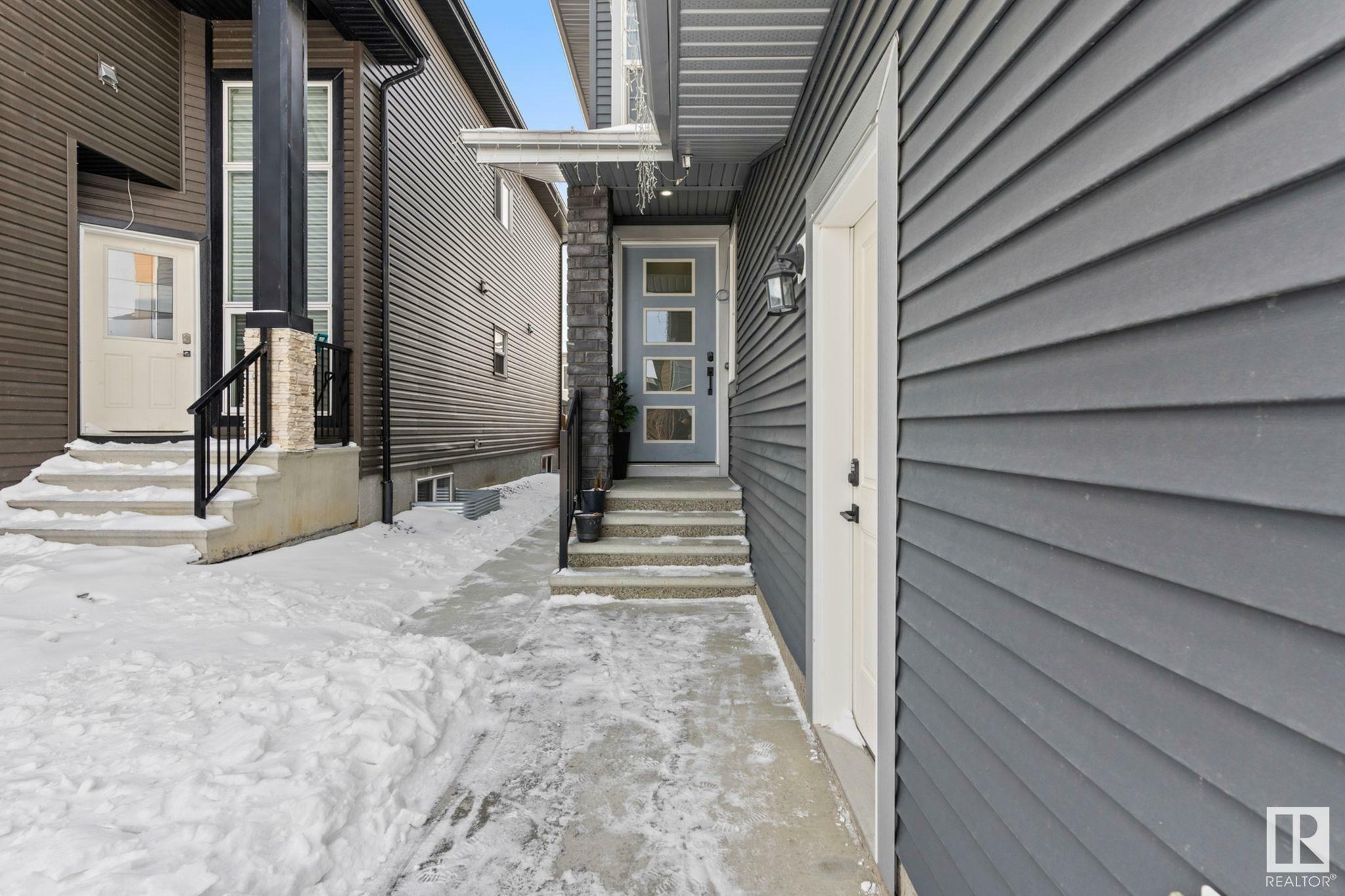 Property Photo:  108 37 Street SW  AB T6X 2W4 