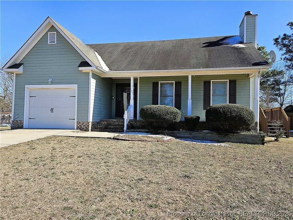Property Photo: 107 Kristin Avenue NC 28390