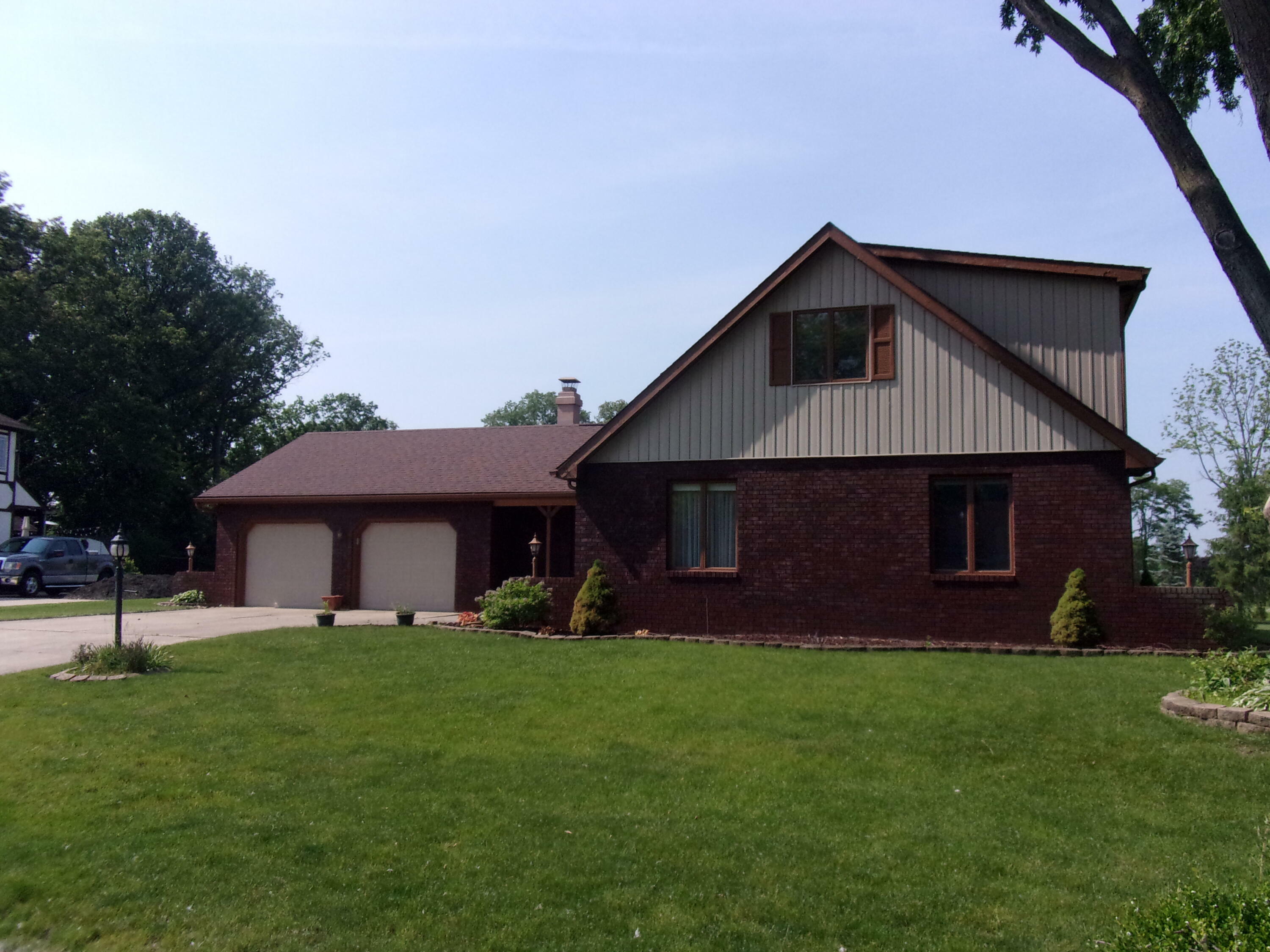 Property Photo: 447 Scarborough Road IN 46385