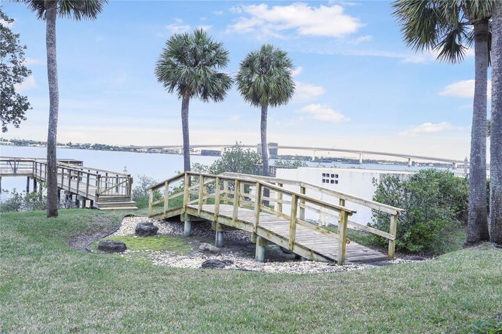 Property Photo:  944 S Peninsula Drive 5010  FL 32118 