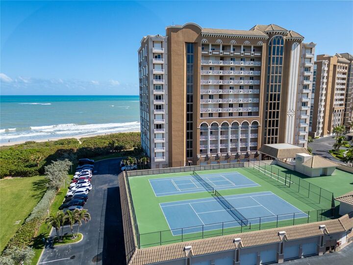 Property Photo: 4180 N Highway A1a 1201B FL 34949