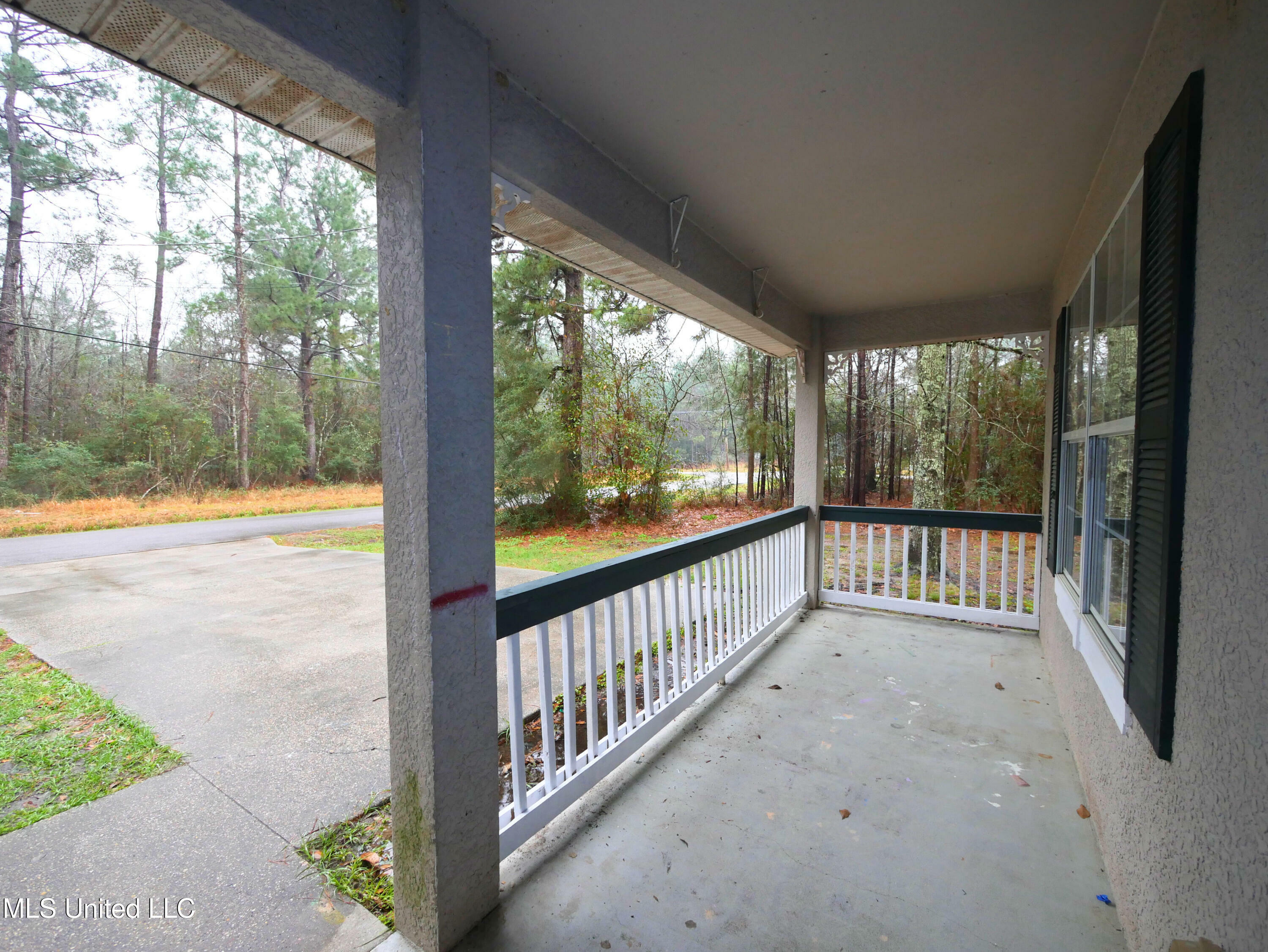 Property Photo:  6234 W Lamar Street  MS 39525 