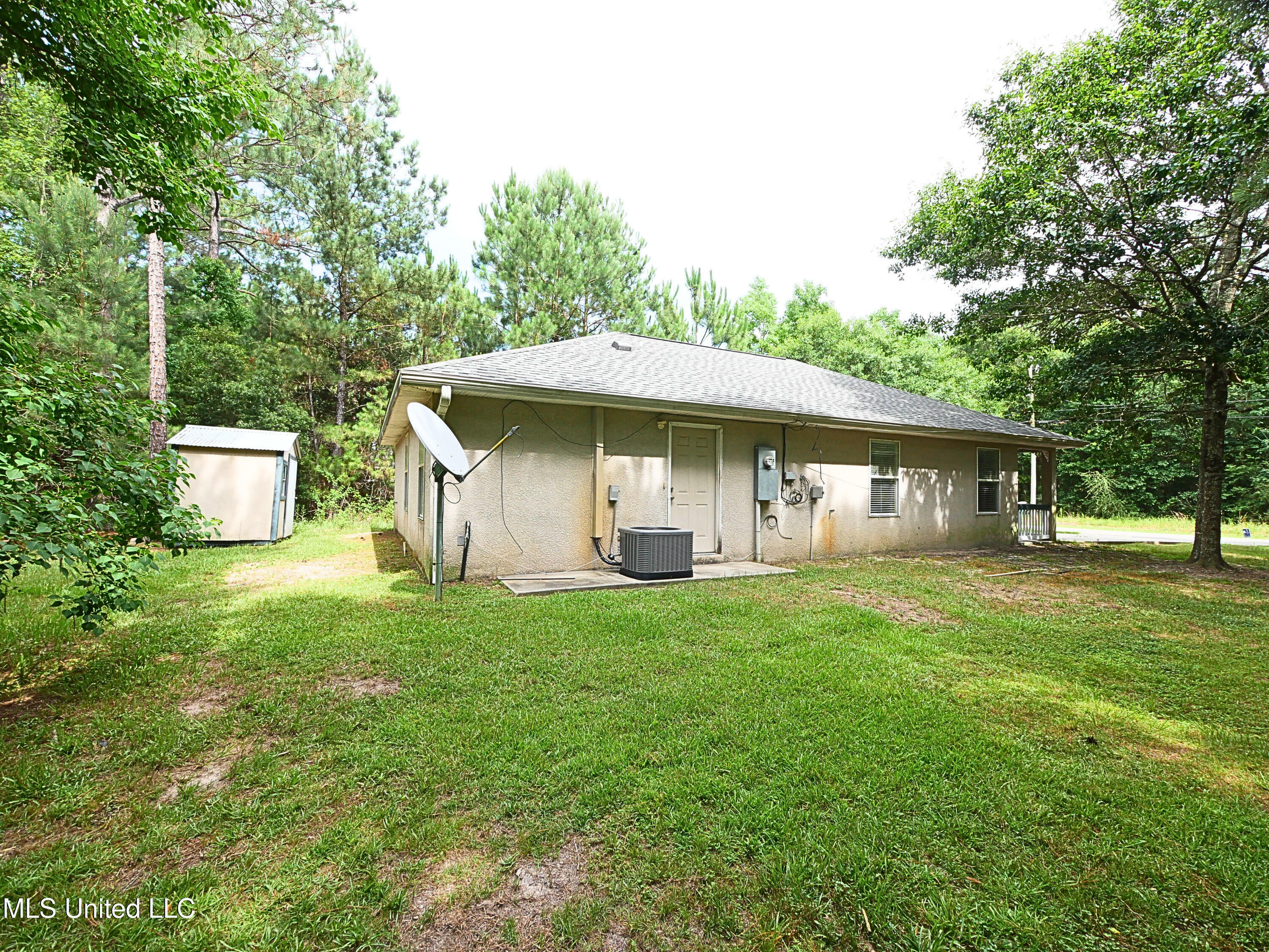 Property Photo: 6234 W Lamar Street MS 39520
