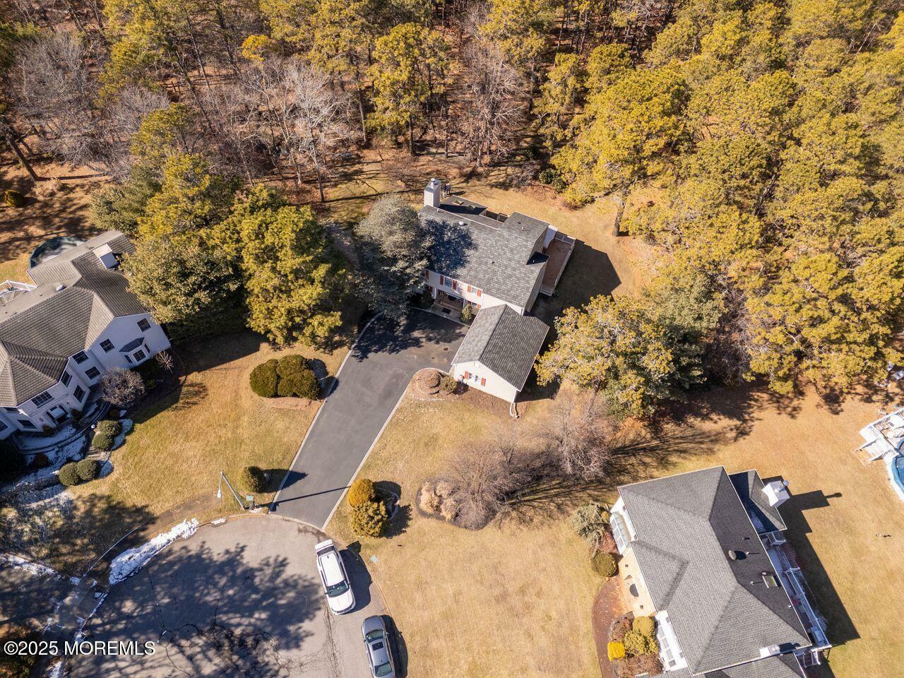 Property Photo:  7 Southfork Drive  NJ 08527 