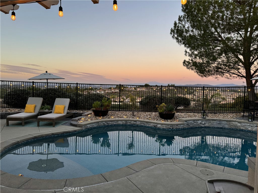 Property Photo: 45776 Camino Rubi CA 92592