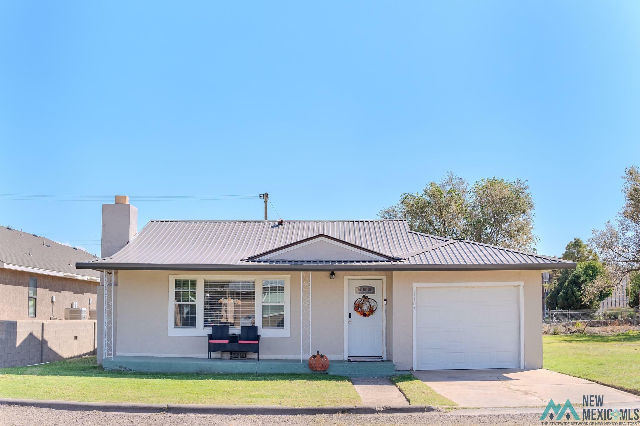 Property Photo: 1107 W 15th Street NM 88130