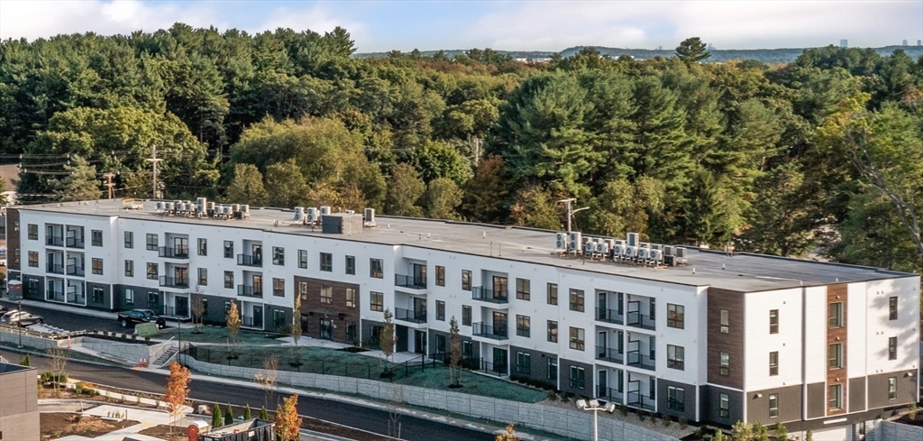 Property Photo: 203 Lowell St 114 MA 01887