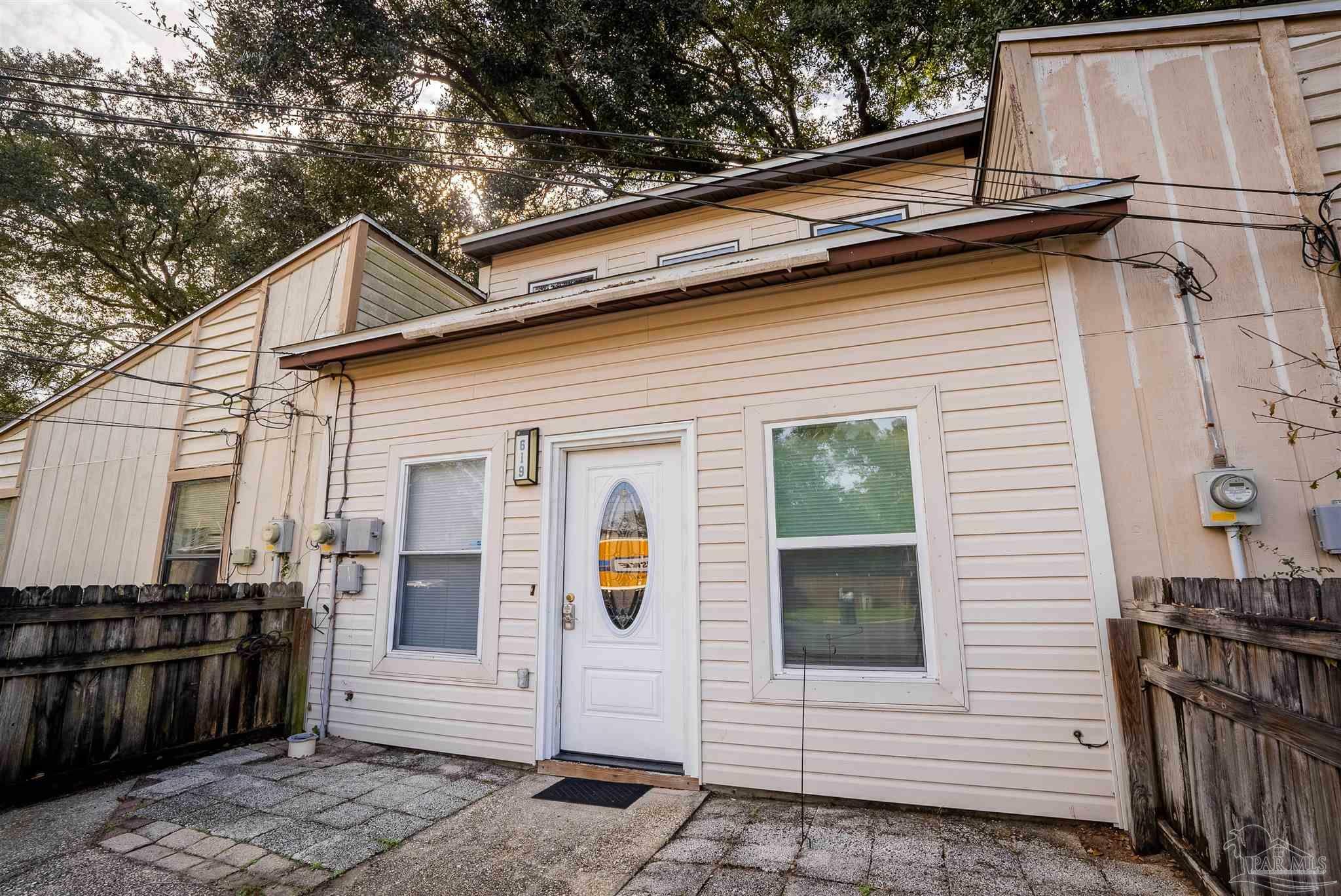 Property Photo:  619 Woodsman Dr  FL 32506 