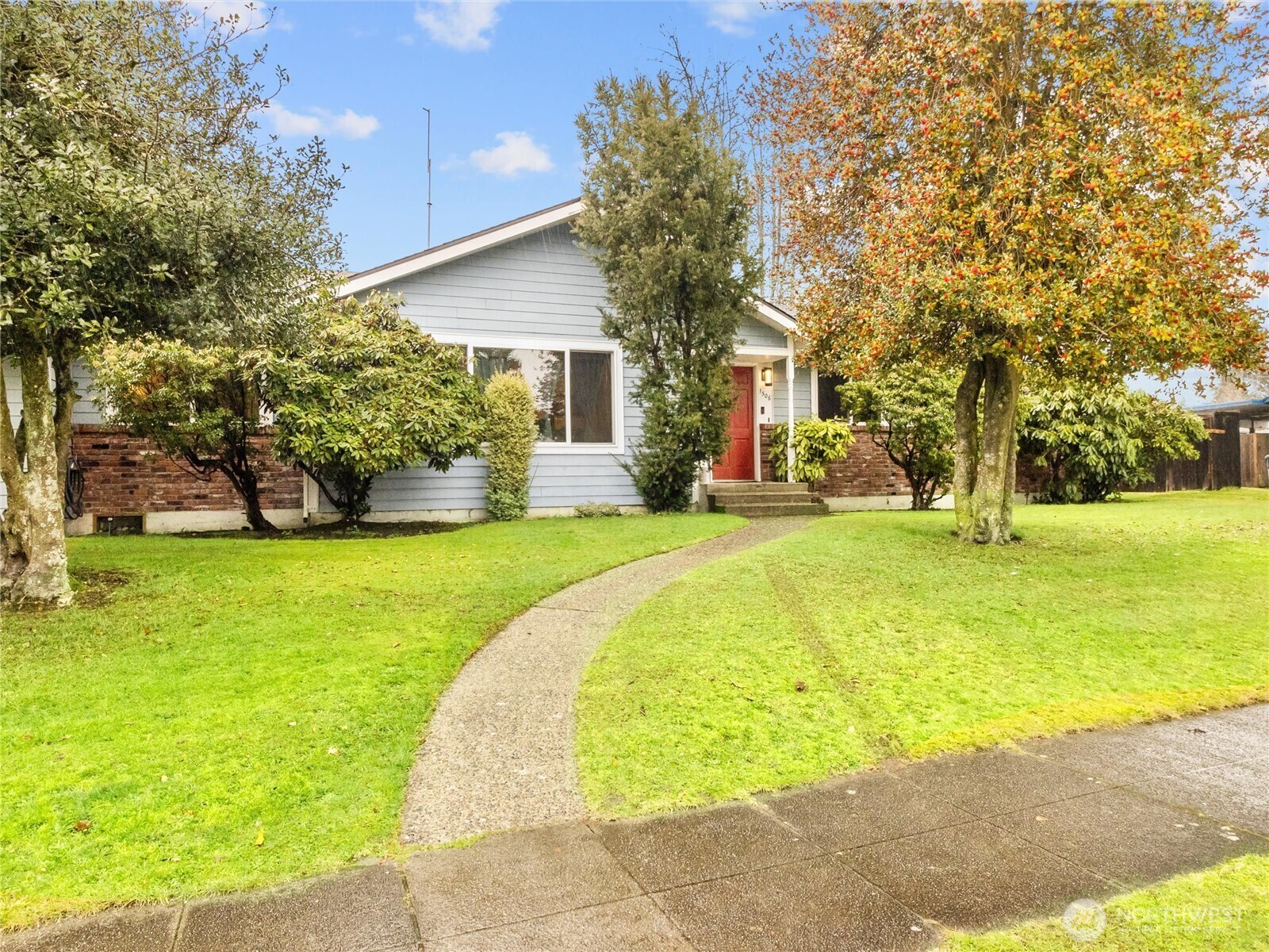 Property Photo: 1506 N Stevens Street WA 98406