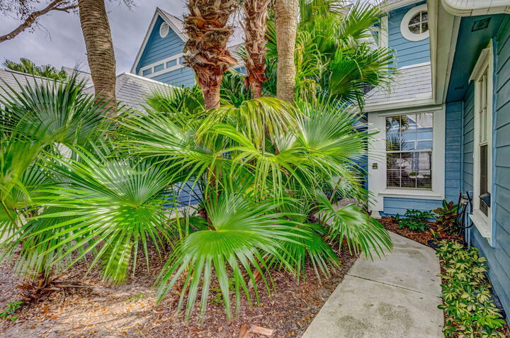 Property Photo: 1421 Ocean Dunes Circle FL 33477