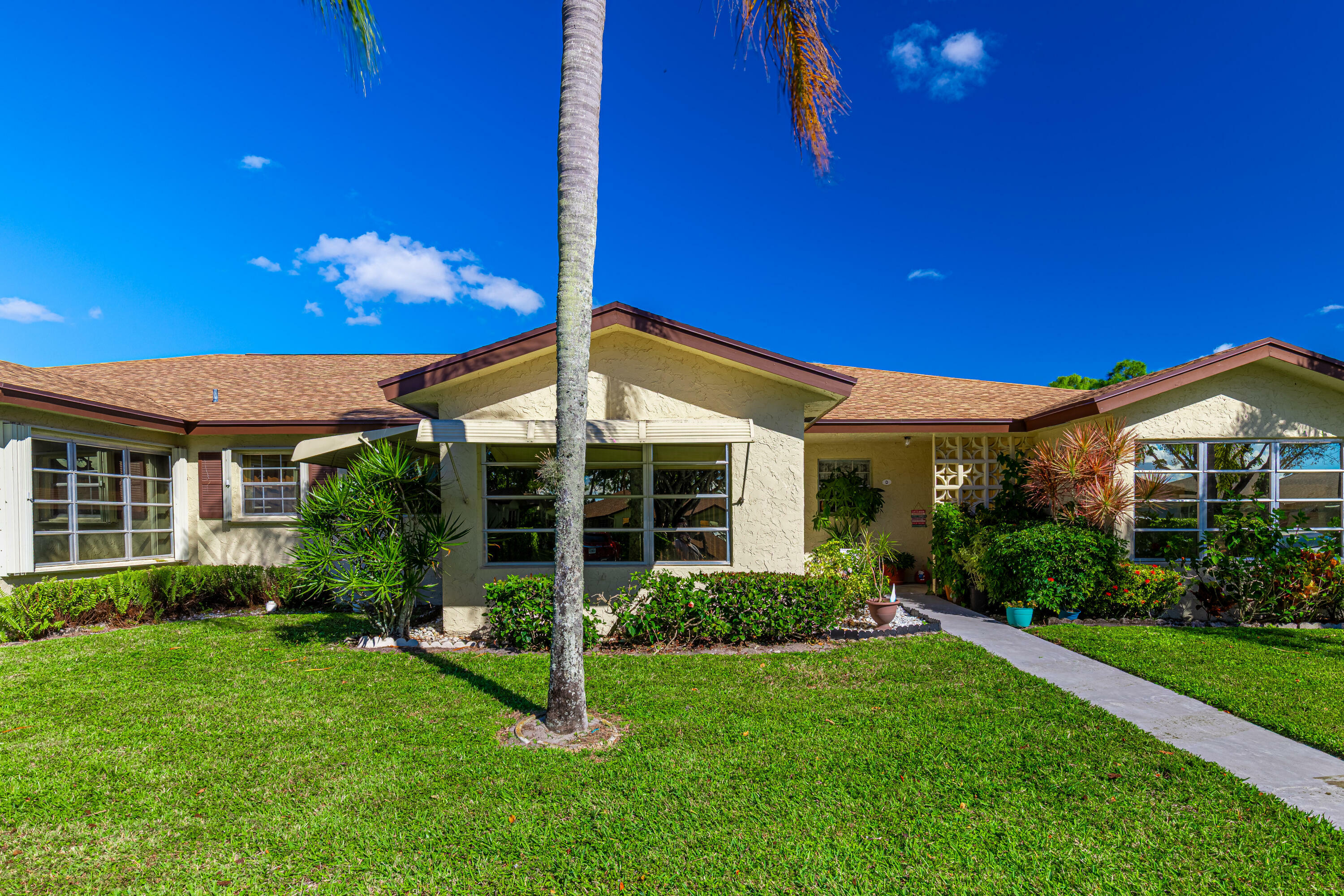 Property Photo: 5230 Nesting Way C FL 33484