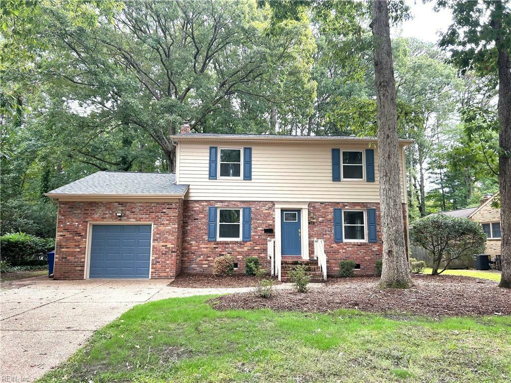 Property Photo:  318 Parkway Dr  VA 23606 