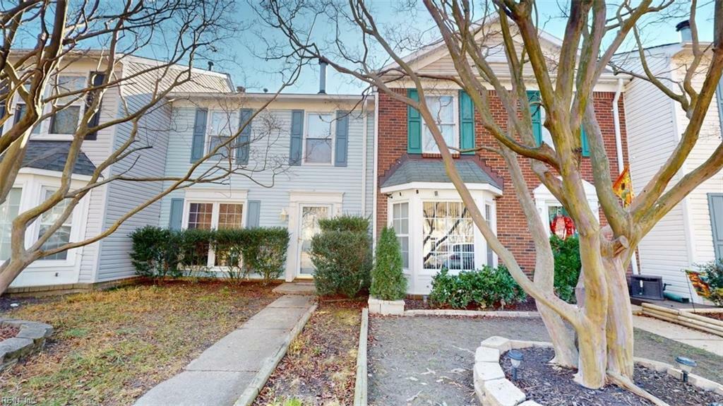 Property Photo: 403 Arabian Cir VA 23693