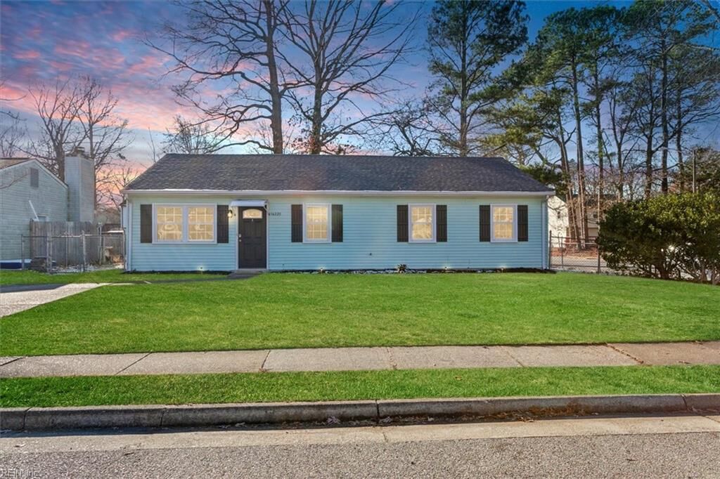 Property Photo:  14227 Deloice Cres  VA 23602 