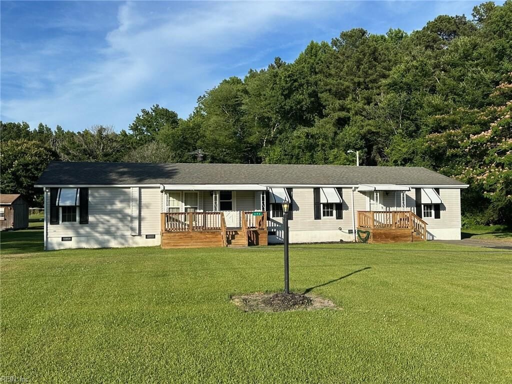 Property Photo: 496 Paige Riddick Rd NC 27937