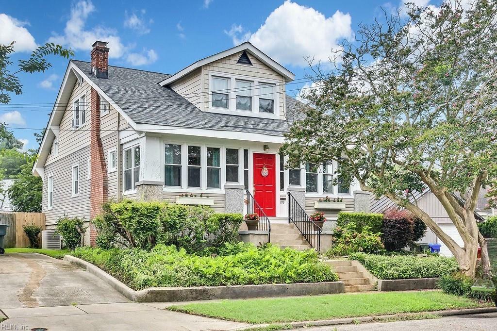 Property Photo: 109 E Ocean Ave VA 23503