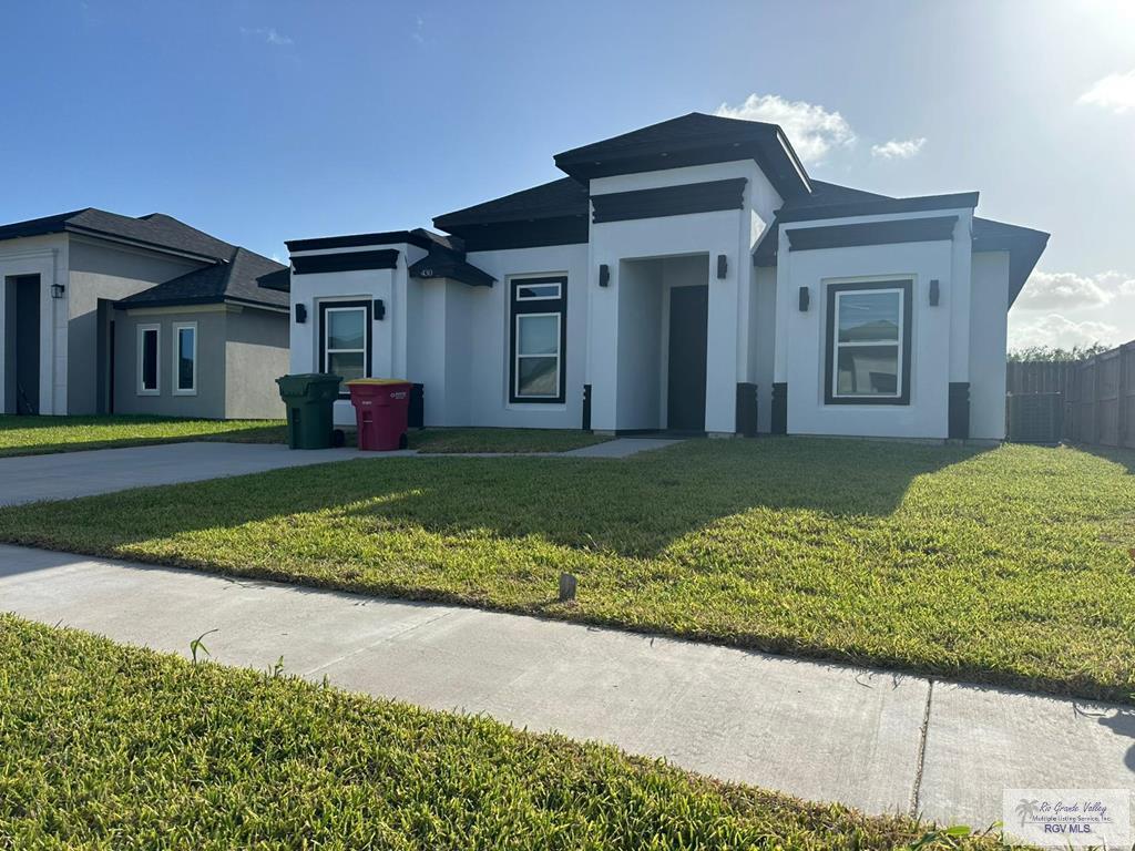 Property Photo: 430 Tamarindo Ln. TX 78521
