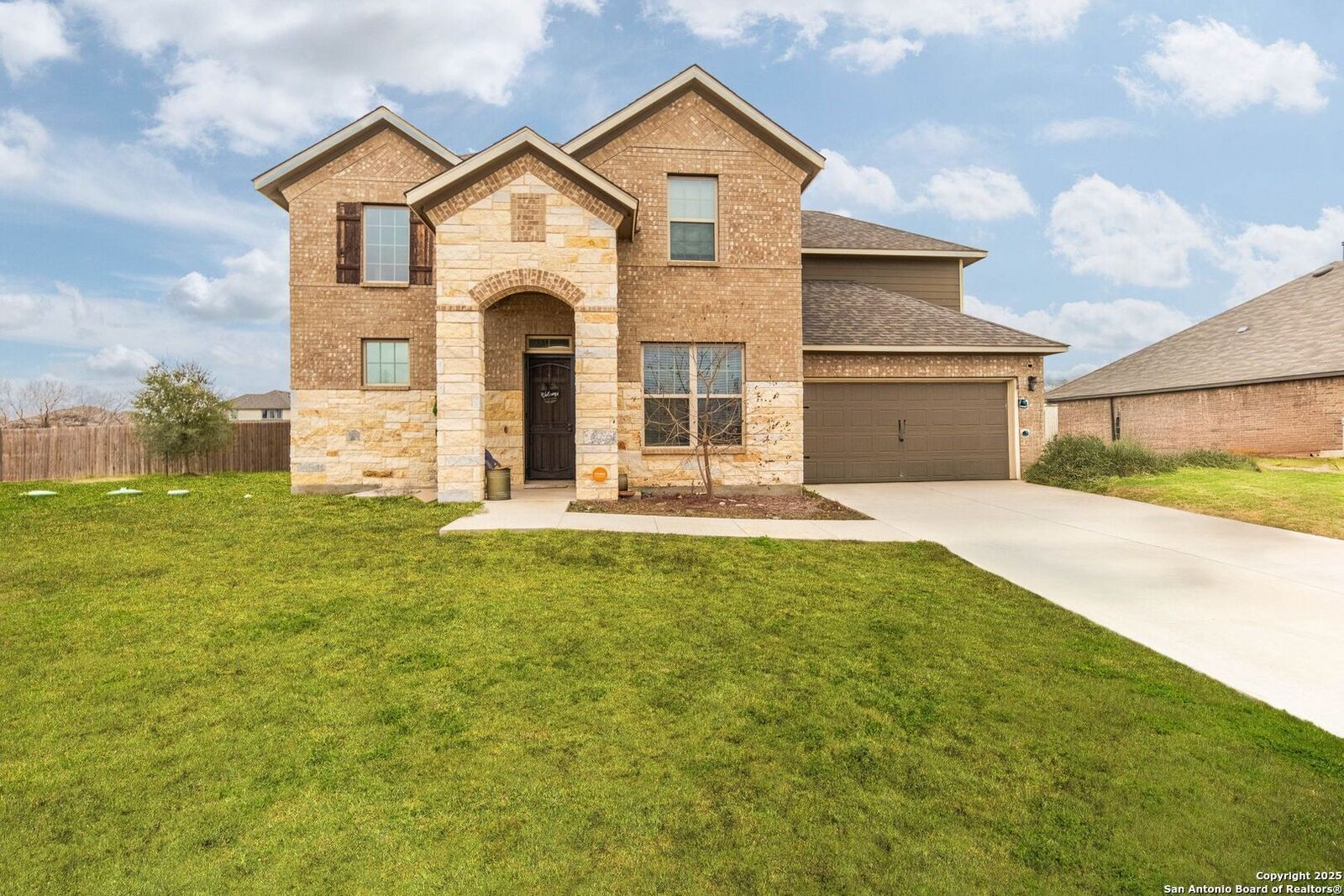 Property Photo: 5104 Tupelo TX 78263