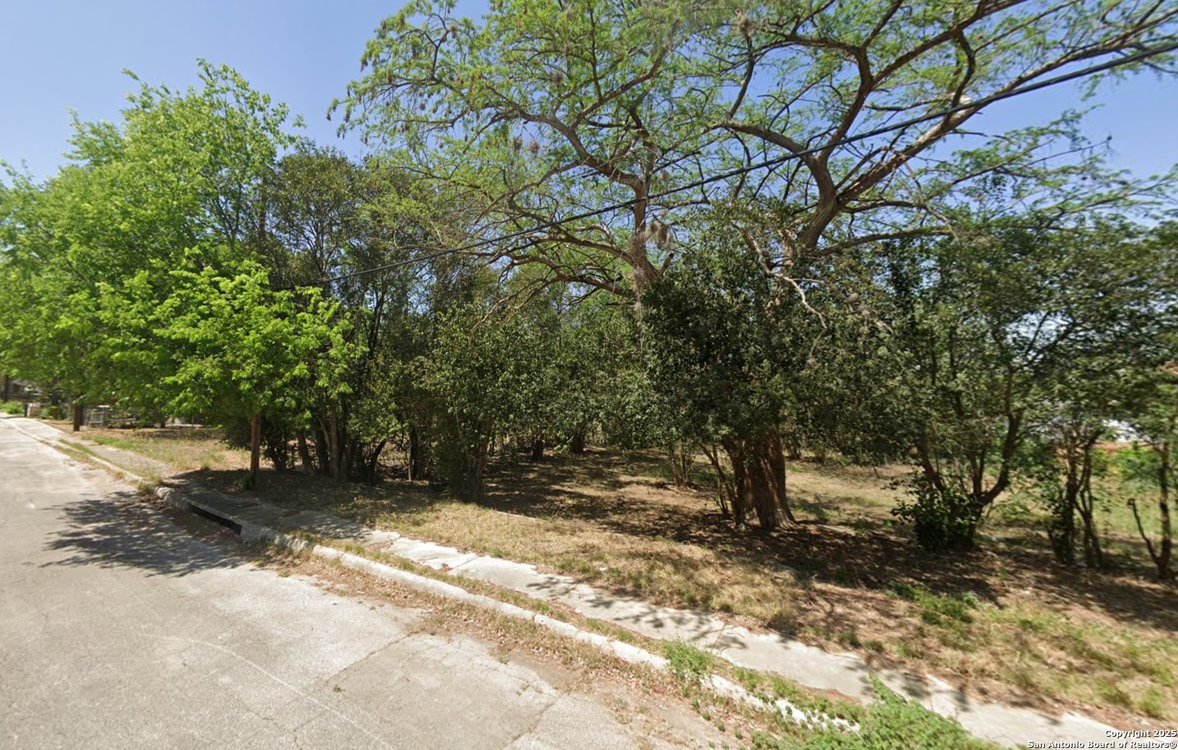 Property Photo:  139 Anderson  TX 78203 