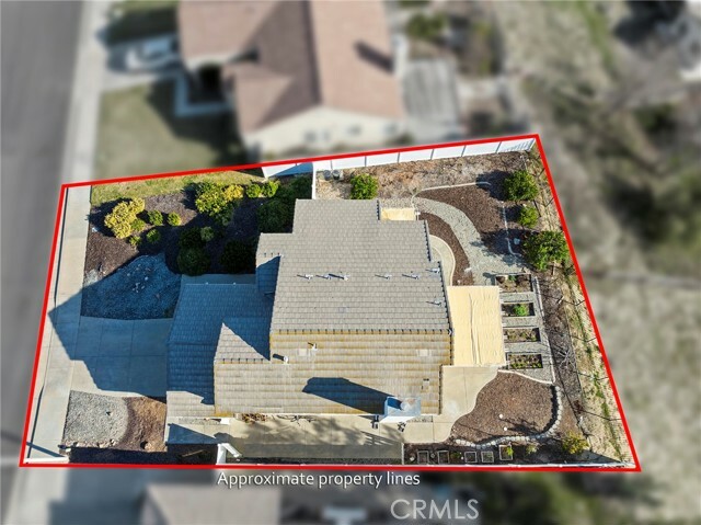 Property Photo: 44897 Camino Alamosa CA 92592