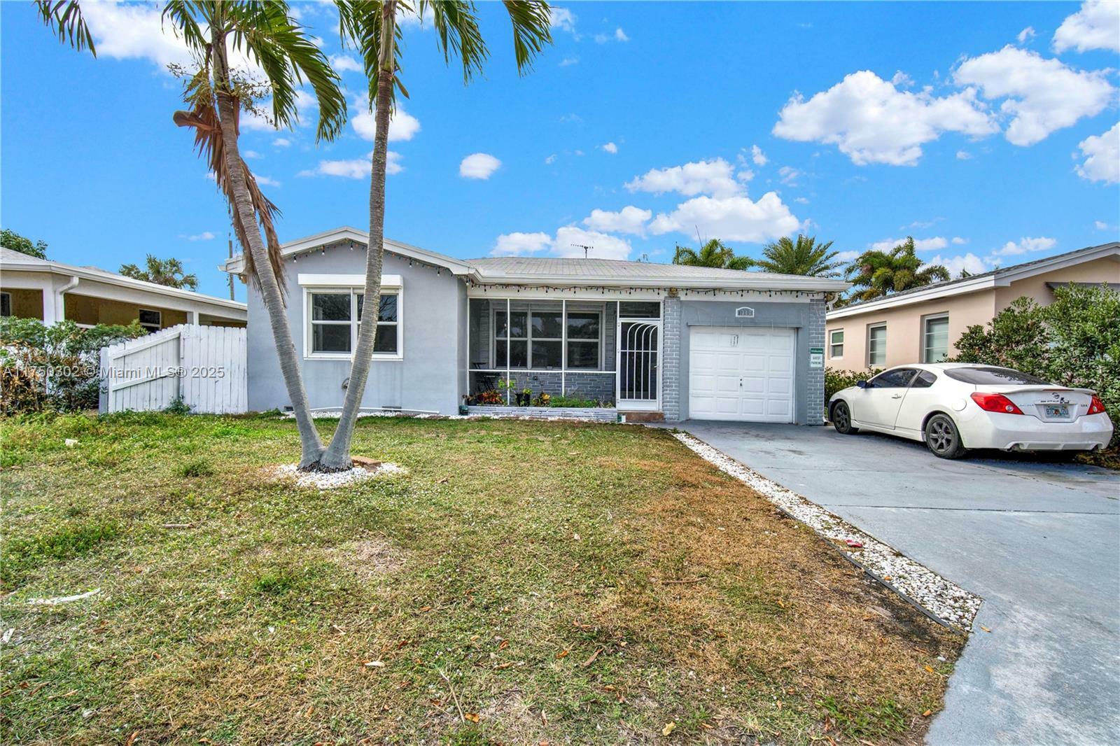 1317 N M St  Lake Worth FL 33460 photo