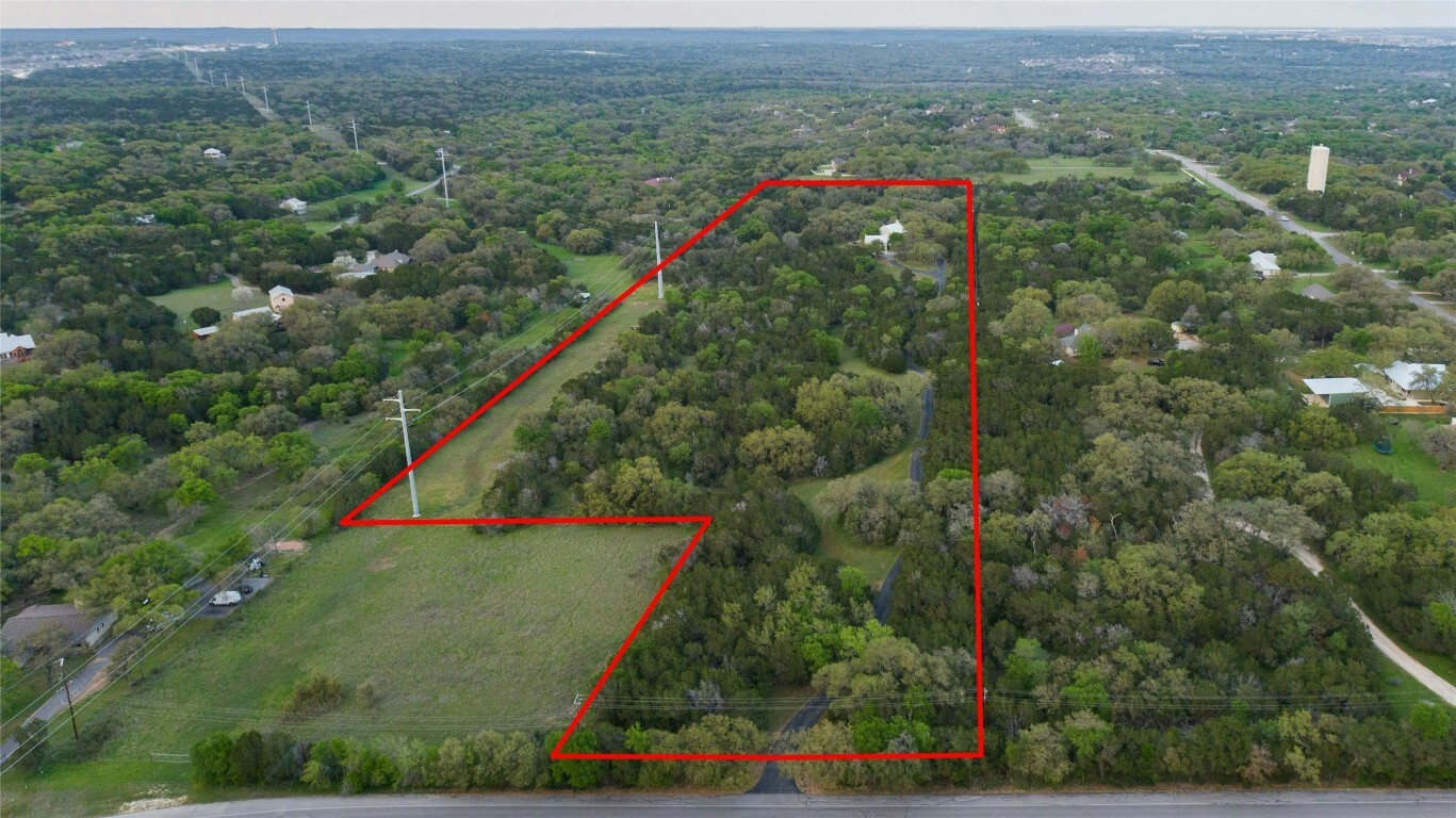 Property Photo: 1660 W McCarty Lane TX 78666
