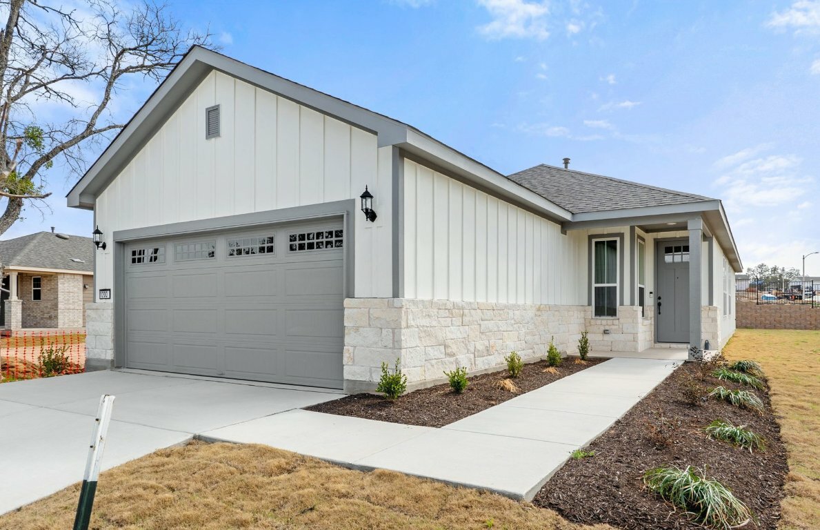 Property Photo: 1200 Winedale Lane TX 78633