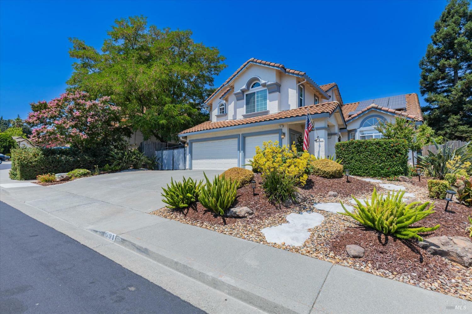 Property Photo:  591 Crownpointe Circle  CA 95687 