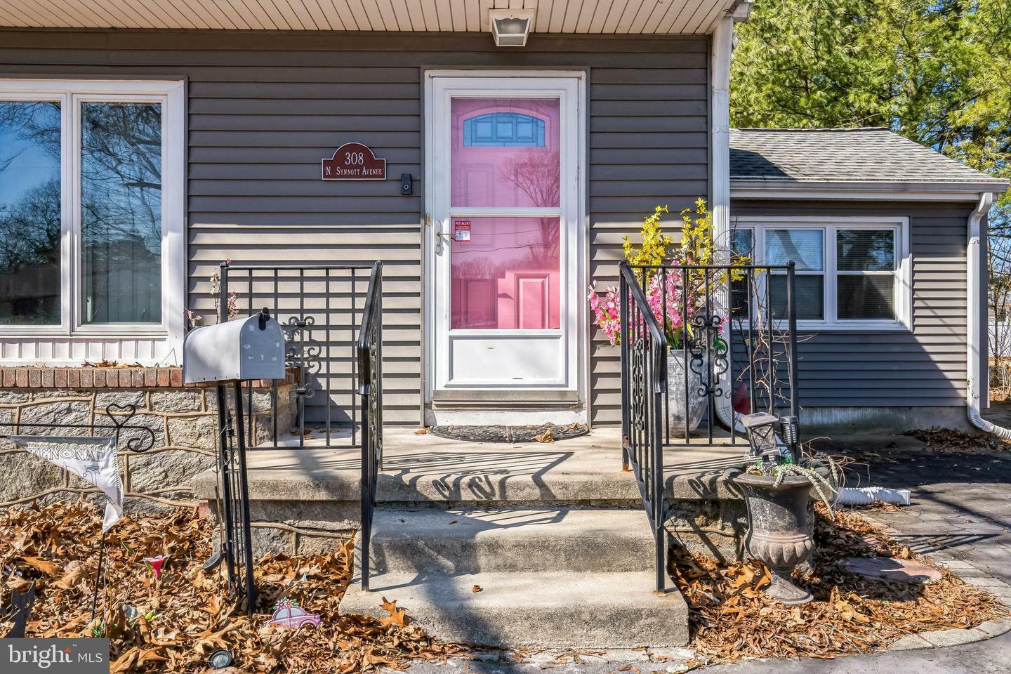 Property Photo:  308 N Synnott Avenue  NJ 08090 