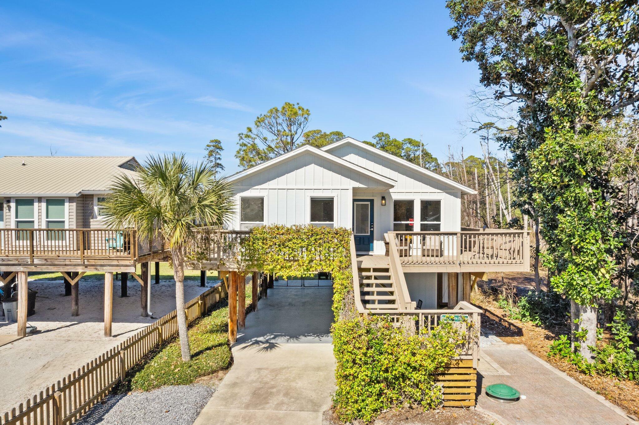 Property Photo: 4248 W County Hwy 30A FL 32459