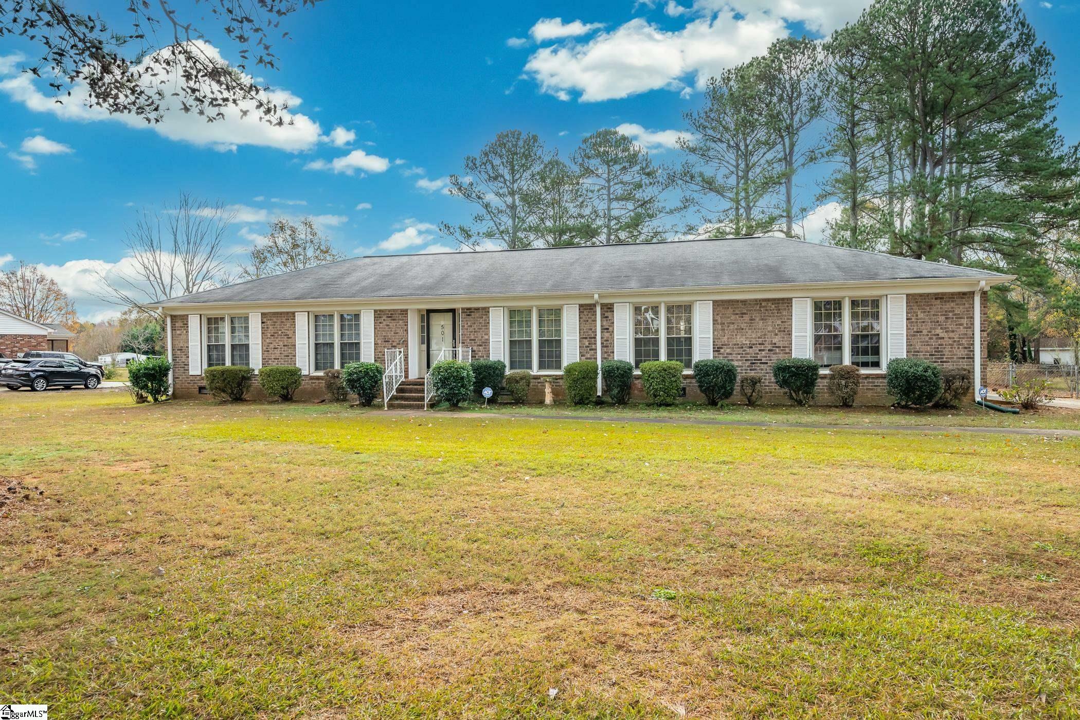 Property Photo:  501 Mellwood Drive  SC 29673 