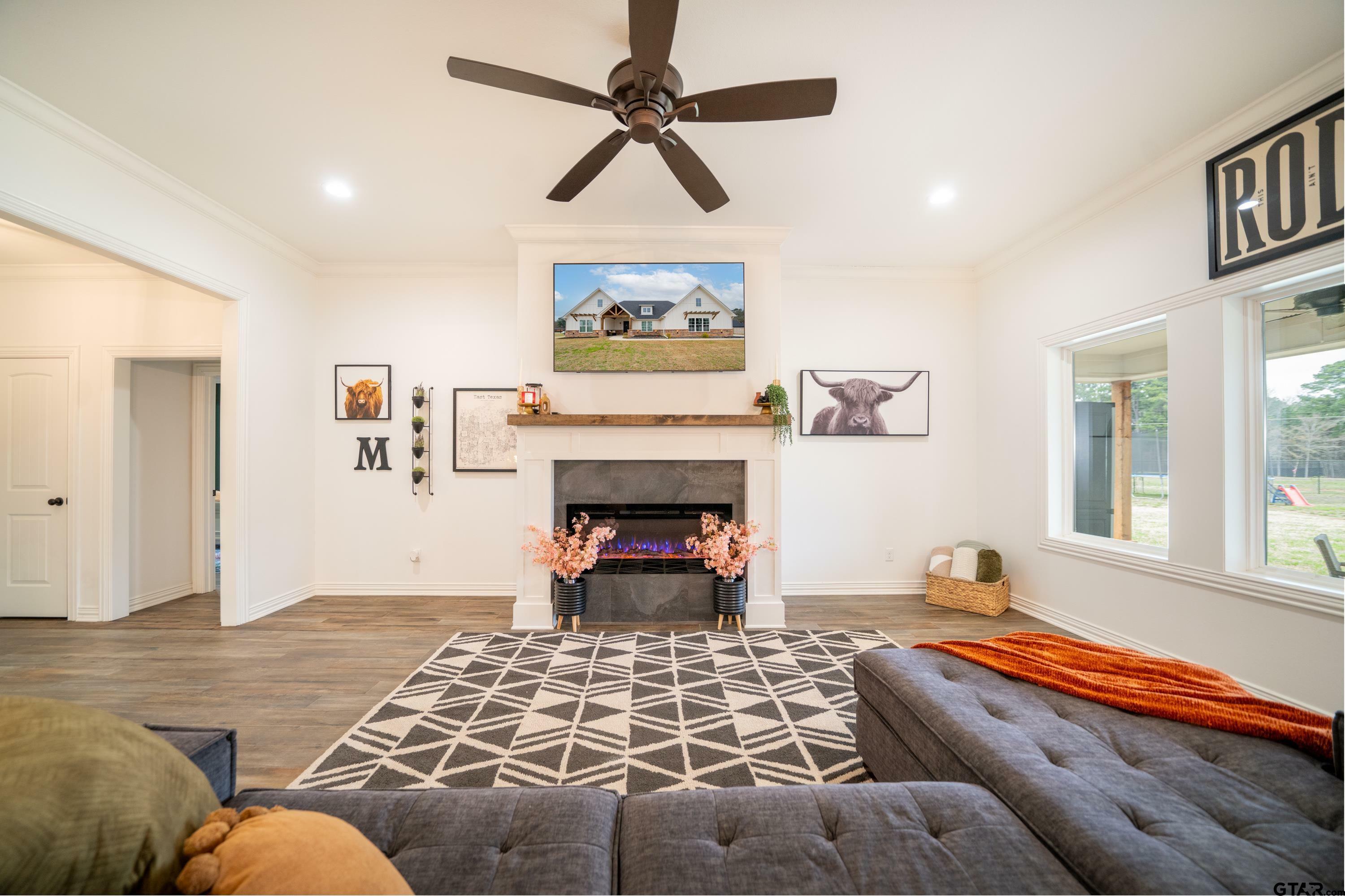 Property Photo:  1719 Cr 186 E  TX 75662 