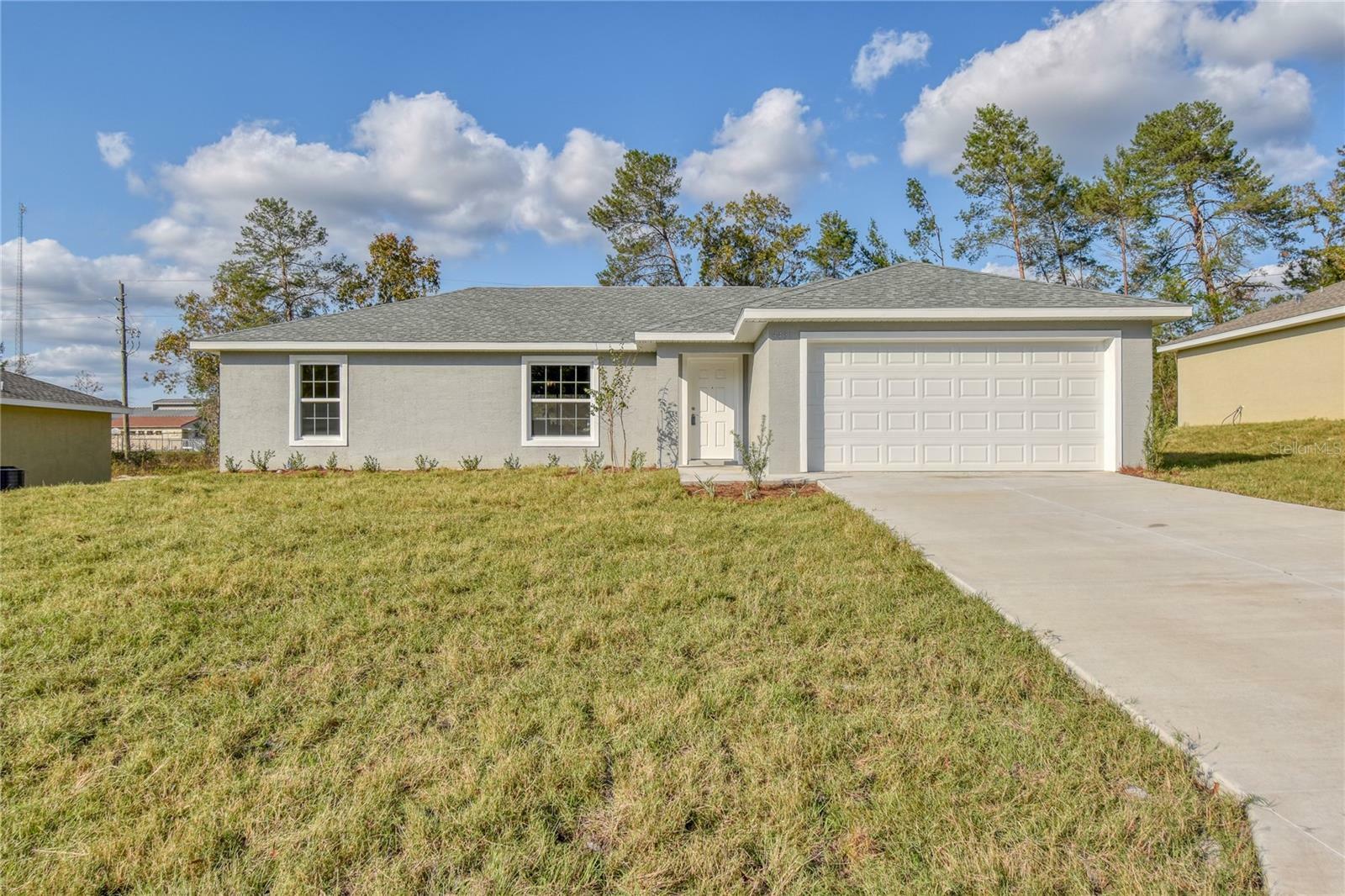 Property Photo: 476 Marion Oaks Pass FL 34473