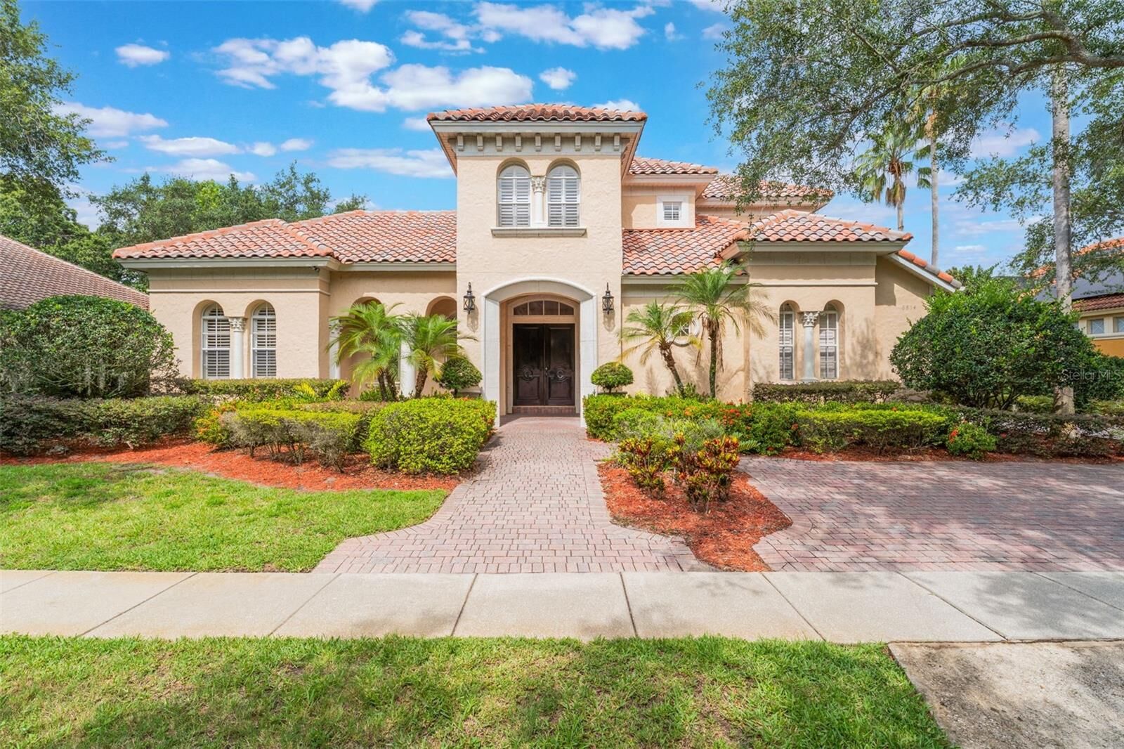 Property Photo:  8814 Southern Breeze Drive  FL 32836 
