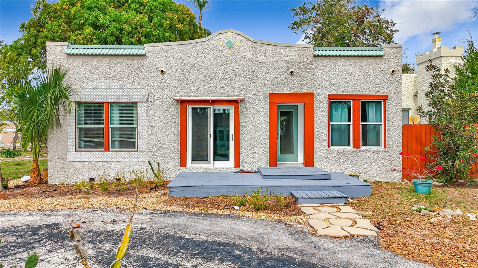 4827 7th Avenue N  St Petersburg FL 33713 photo